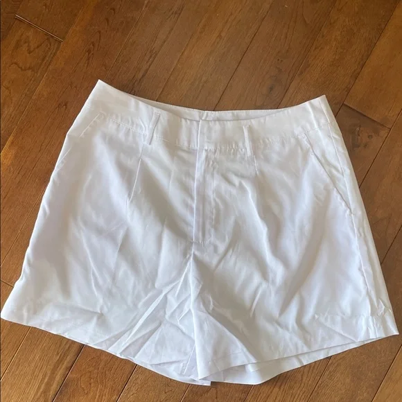 🎉 5/$20 Women's White Shorts - Picture 2 of 5